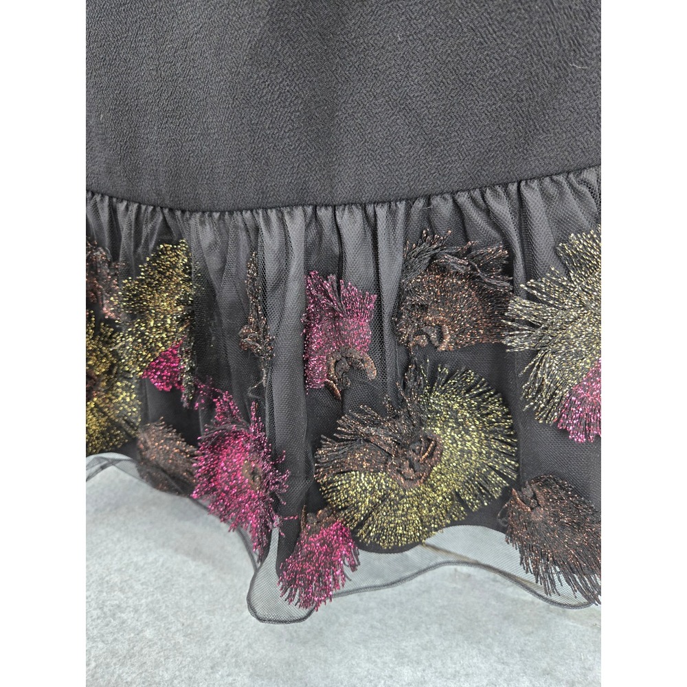 Trina Turk Black Metallic Floral Ruffle Hem Cocktail Dress Short Sleeve 2 LBD - Picture 4 of 10